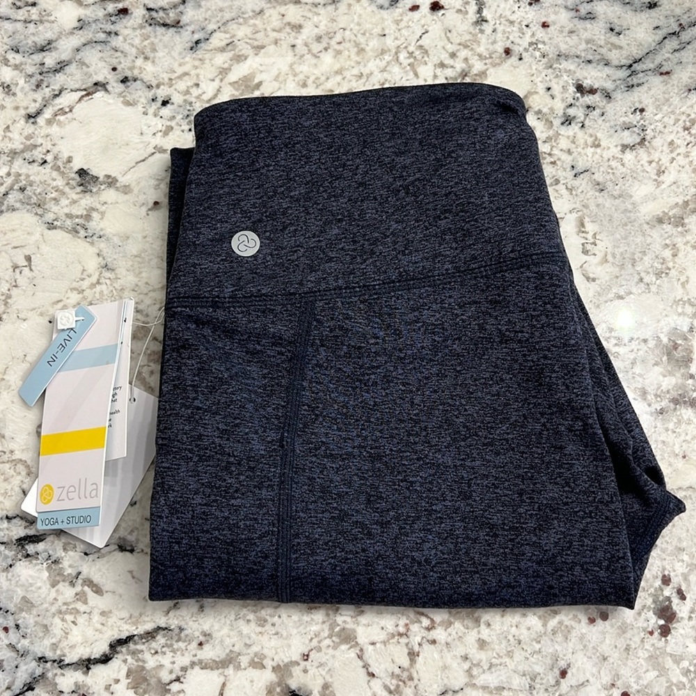 Zella Live In High Waist 7/8 Leggings Size M NWT